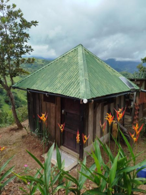 Sustainable, Off-Grid and Organic Cabins on a Farm in a Secluded Cloud Forest, Ultra Low Carbon Footprint, 4x4